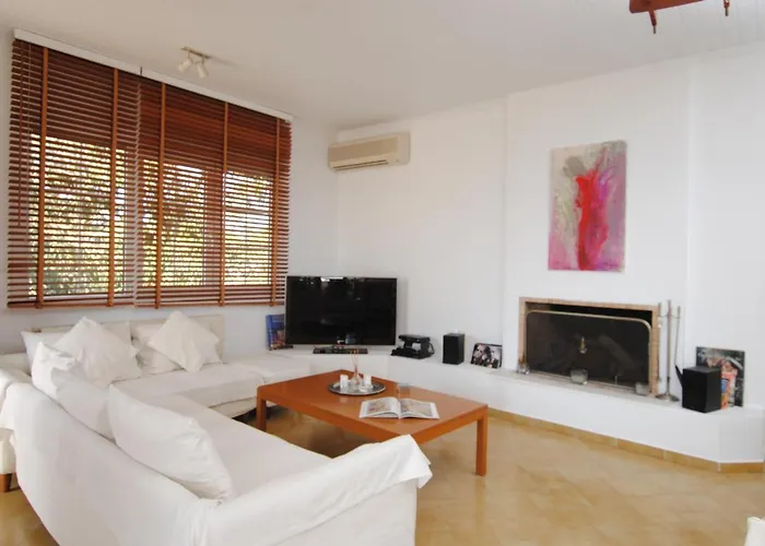 Stavento * ארגוסטולי