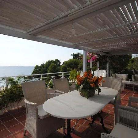 Stavento Apartman *